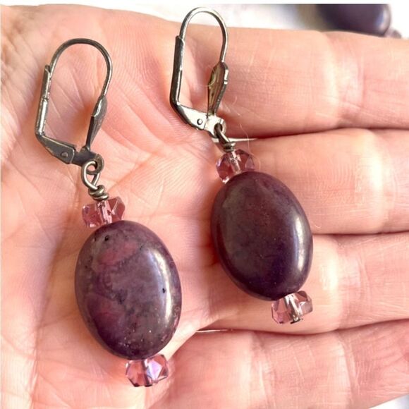 Aubergine Jade and Czech glass antique silver plate necklace and earrings set - Picture 3 of 14